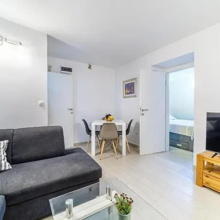 Centar Manu - Two Bedroom